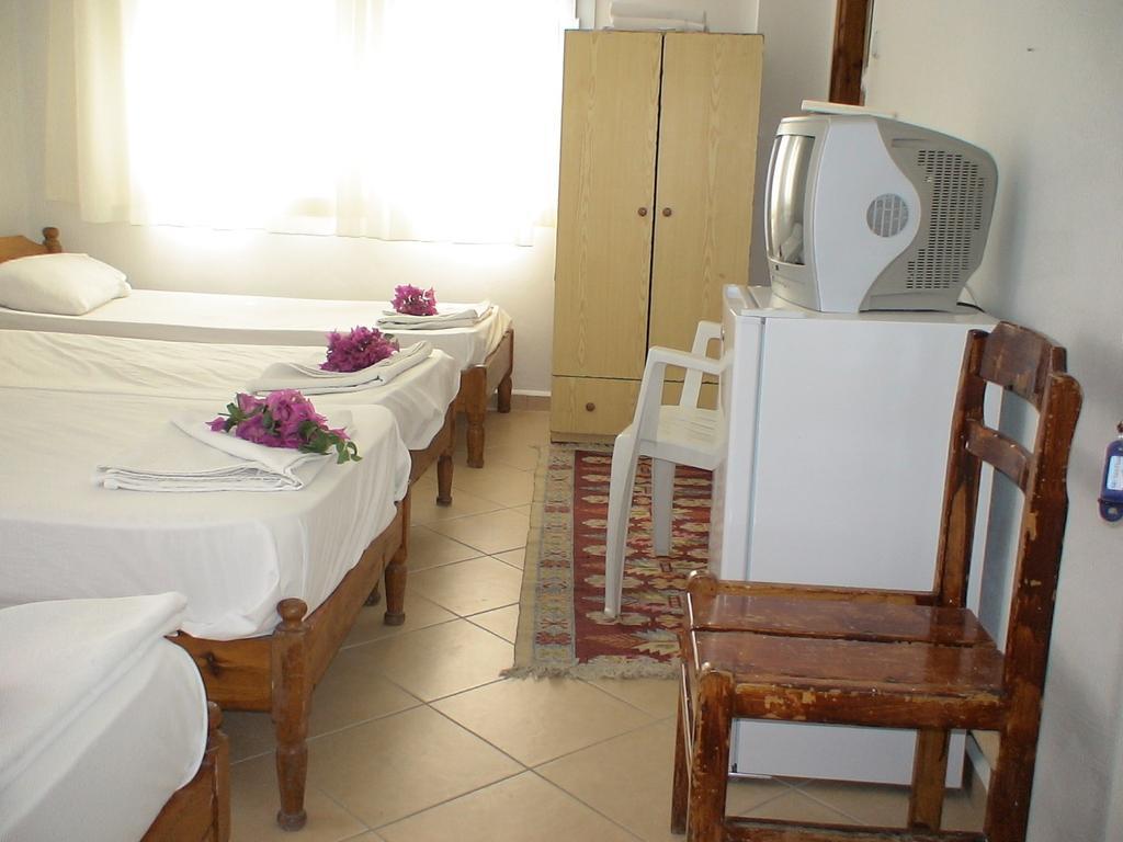 Onur Pension Bed and Breakfast Fethiye Exteriör bild