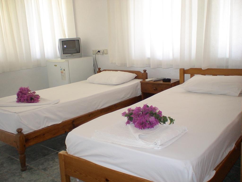 Onur Pension Bed and Breakfast Fethiye Rum bild